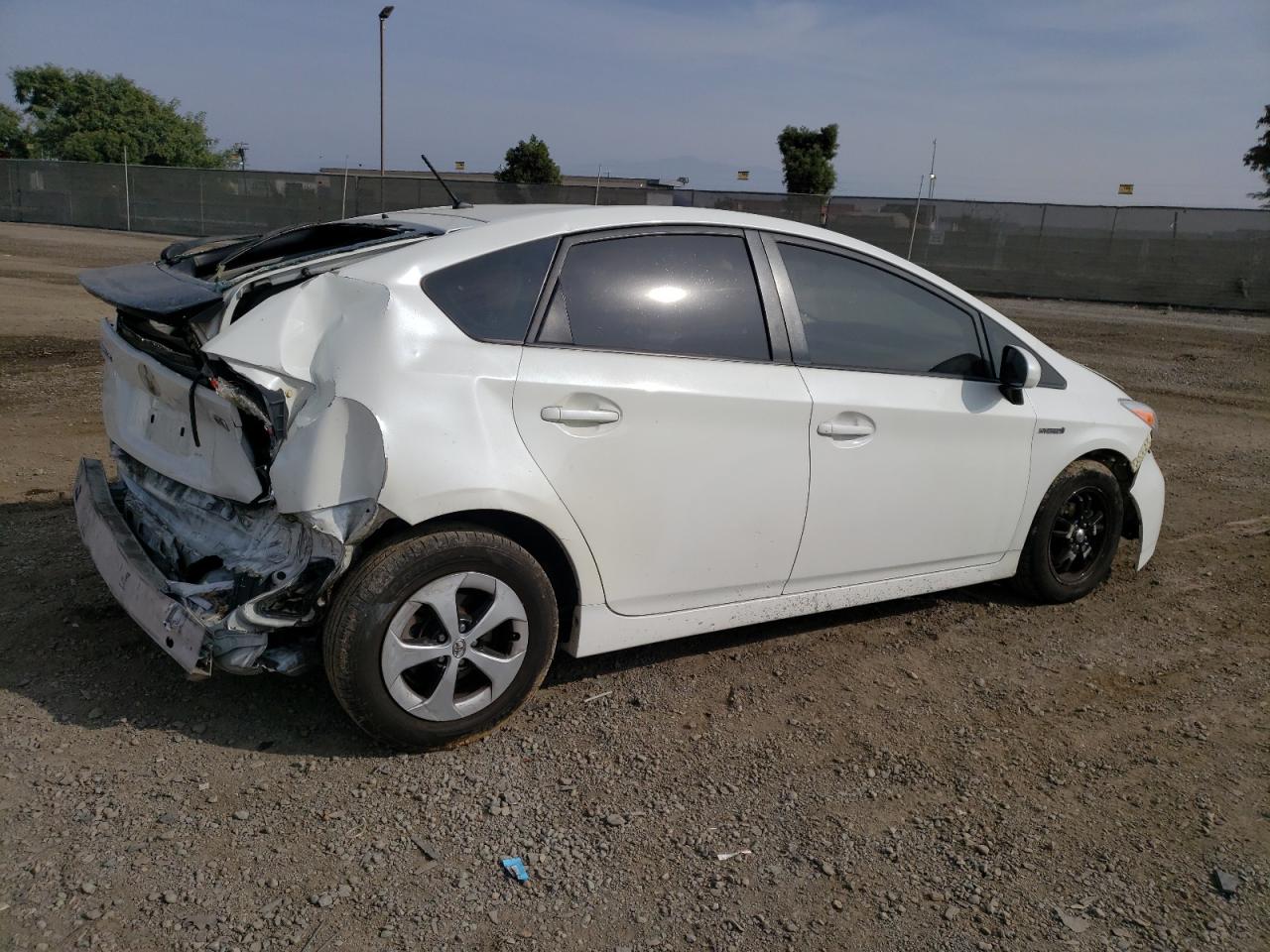 Image 3 of 2014 TOYOTA PRIUS  2014 with VIN JTDKN3DU3E1744718