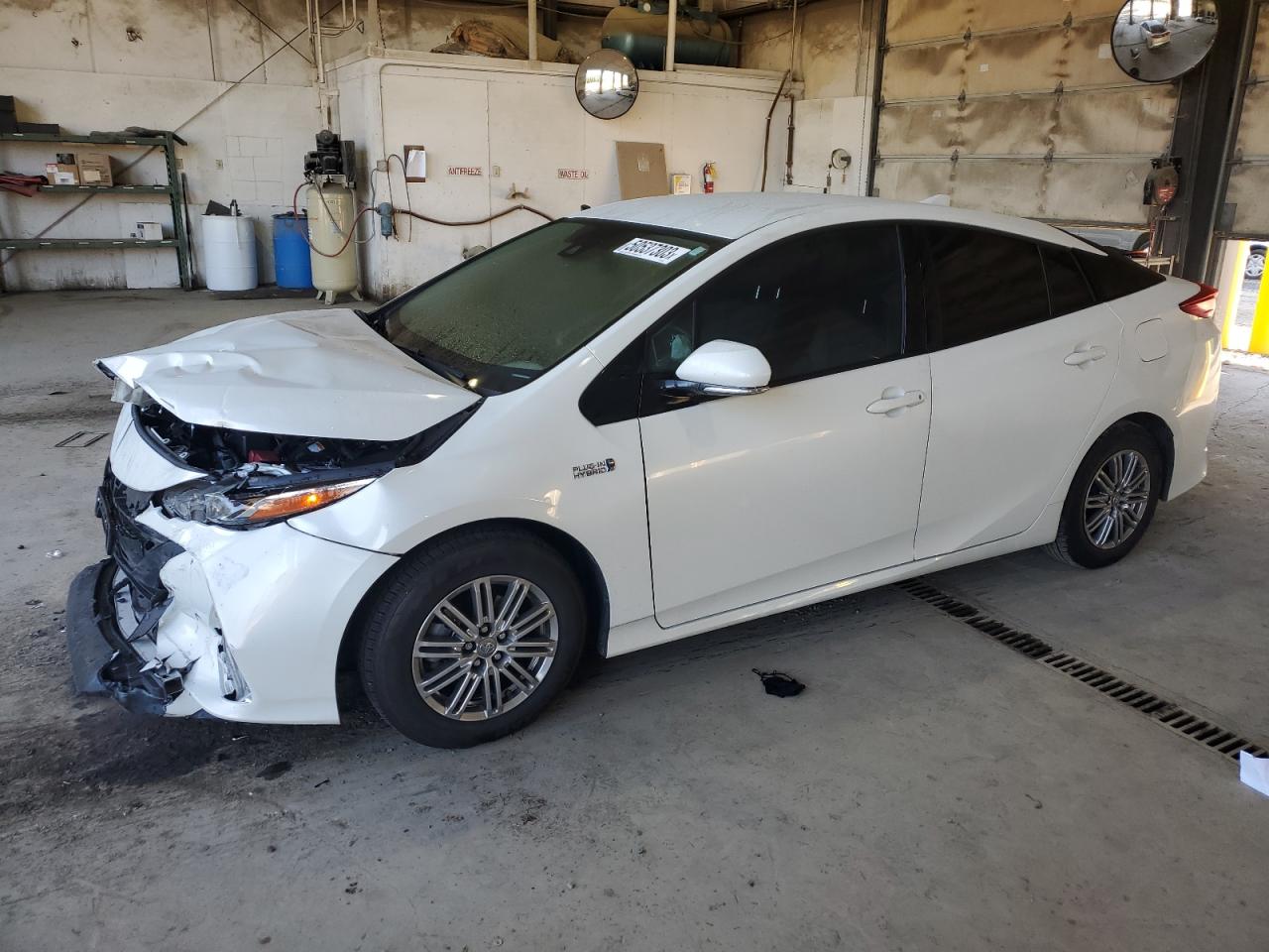 Изображение 2019 TOYOTA PRIUS PRIME  2019