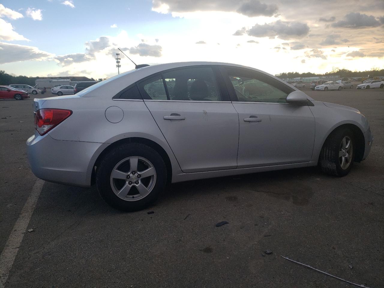 Image 3 of 2015 CHEVROLET CRUZE LT 2015 with VIN 1G1PC5SBXF7231692