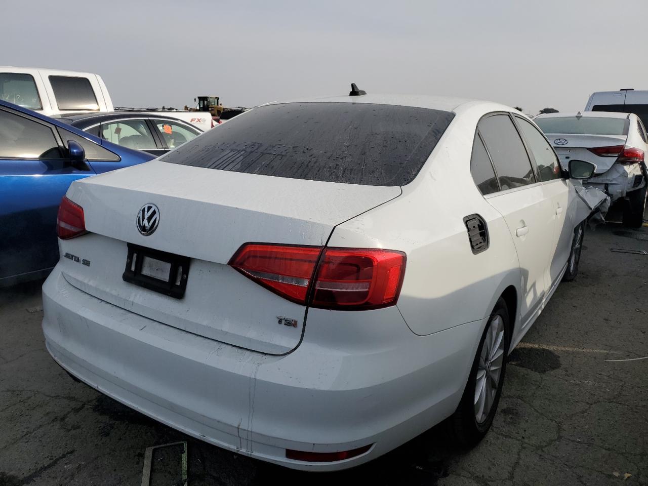Image 3 of 2015 VOLKSWAGEN JETTA SE 2015 with VIN 3VWD17AJ8FM235733