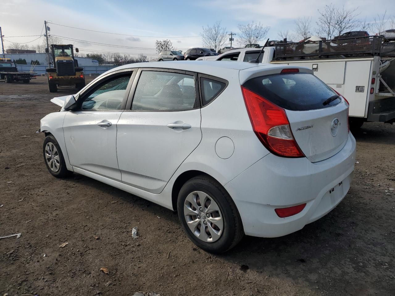 Изображение 2 2016 HYUNDAI ACCENT SE 2016 с VIN KMHCT5AE7GU262219
