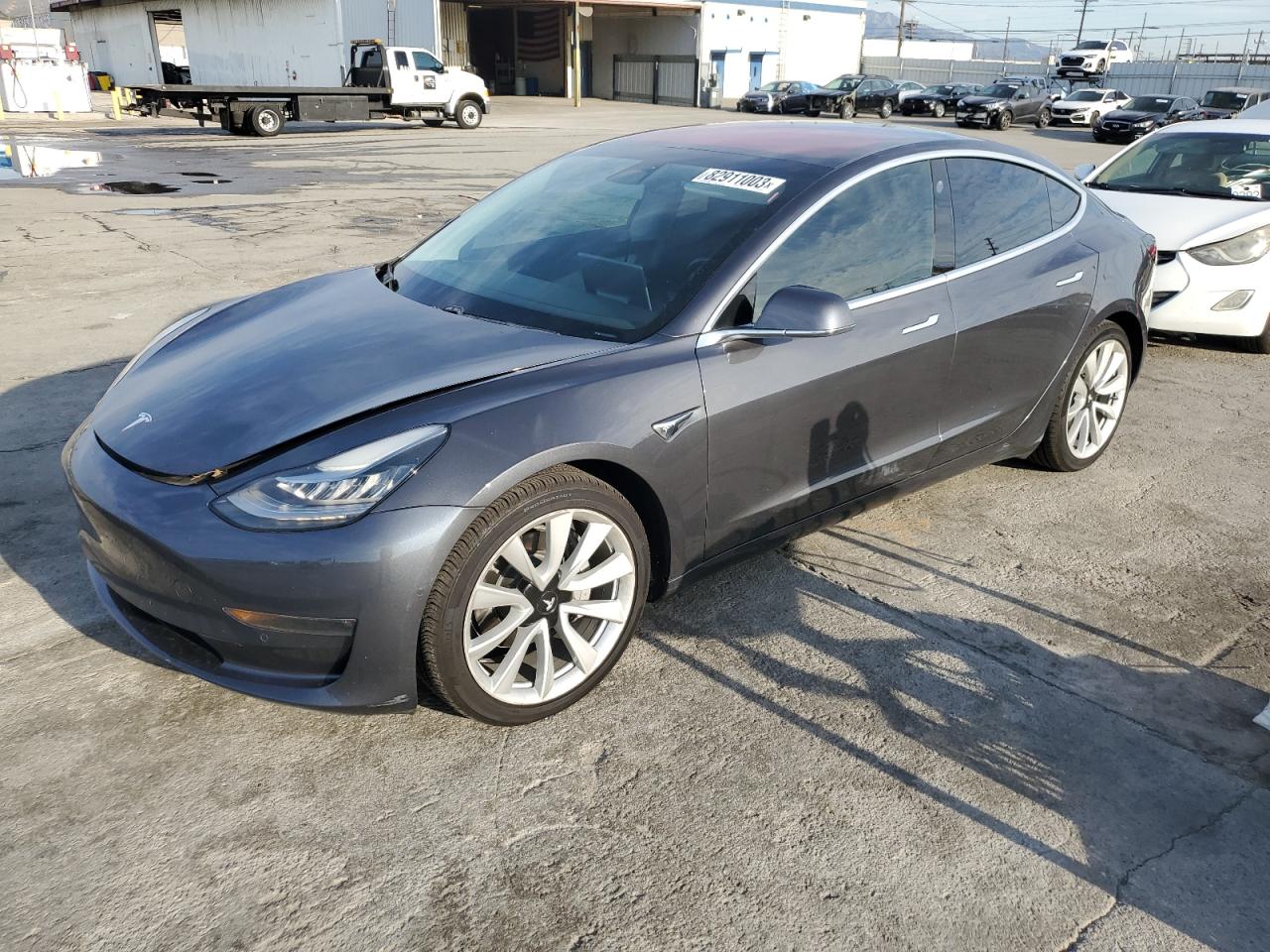 Изображение 1 2018 TESLA MODEL 3  2018 с VIN 5YJ3E1EB9JF069125