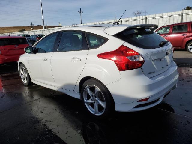 Image 2 of 2013 FORD FOCUS ST 2013 with VIN 1FADP3L90DL158468