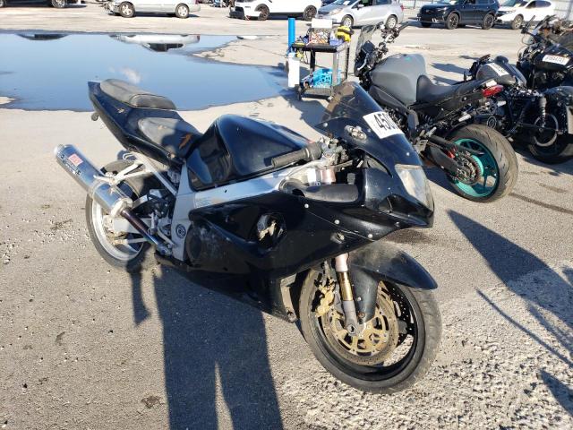Obraz 1 z 2002 SUZUKI GSX-R1000  2002 z VIN JS1GT74A922106563