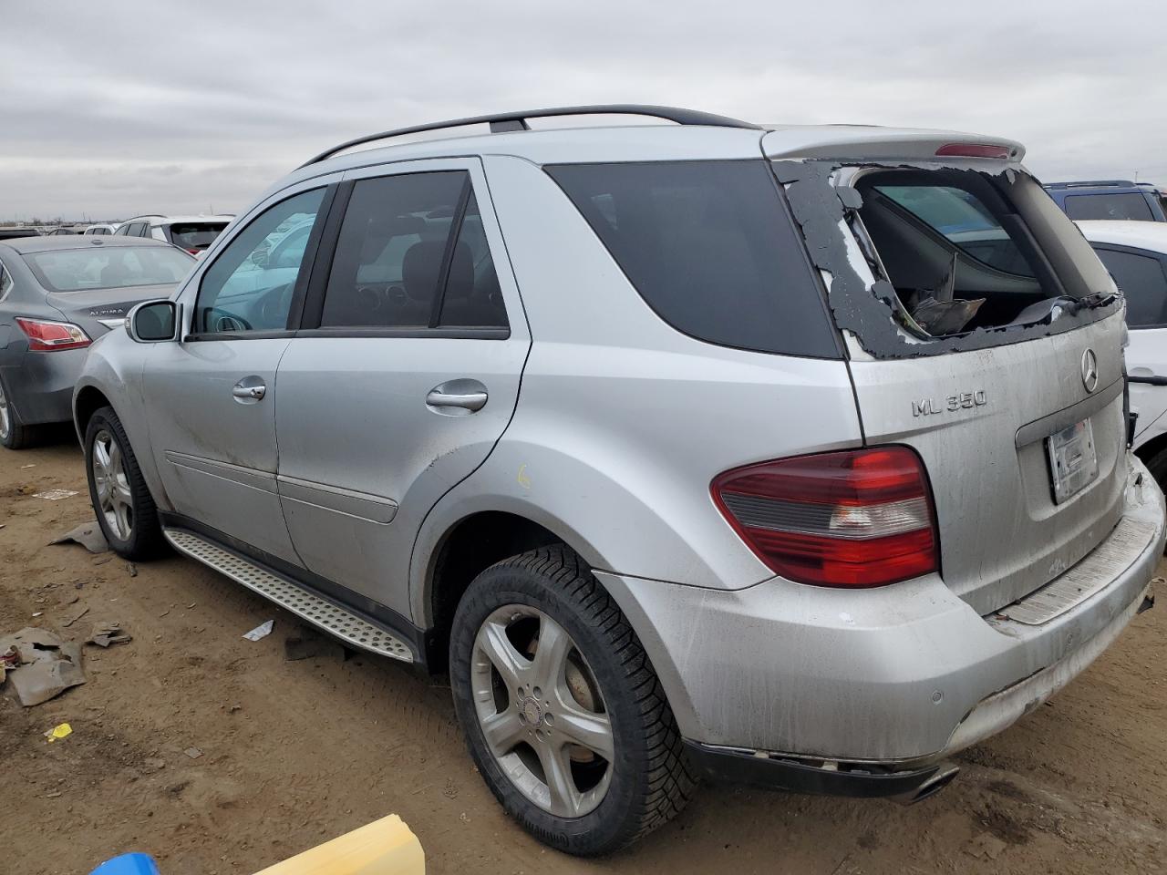Изображение 2 2008 MERCEDES-BENZ ML 350 2008 с VIN 4JGBB86E18A352199