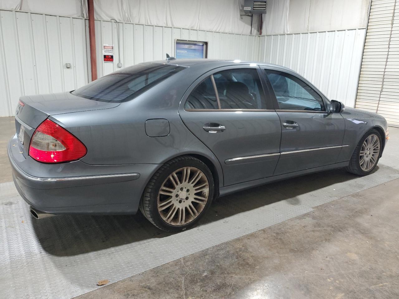 Image 3 of Mercedes-Benz E 350 2008 with VIN WDBUF56X08B316319