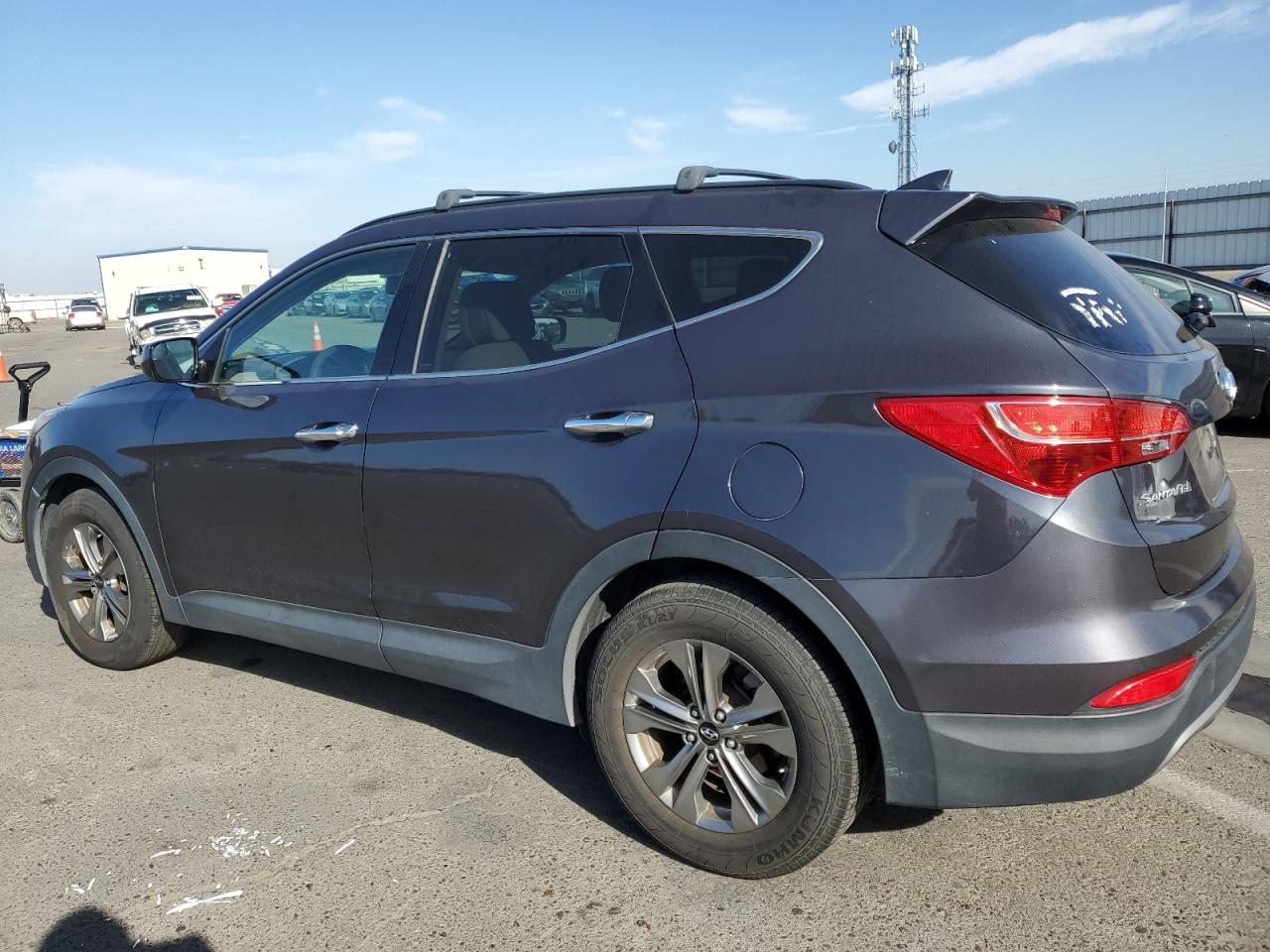 Изображение 2 2015 HYUNDAI SANTA FE SPORT  2015 с VIN 5XYZU3LB8FG288380