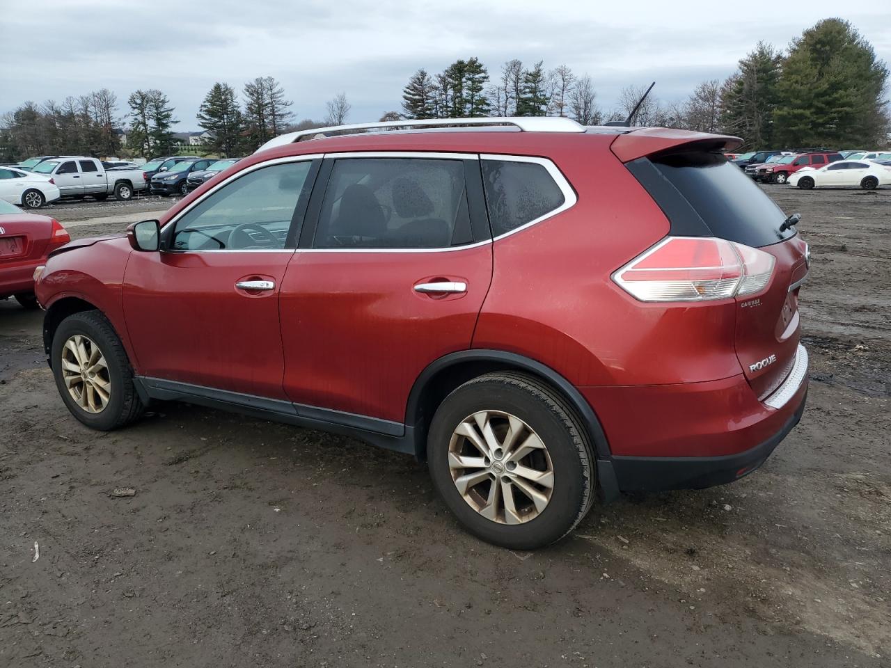 Image 2 of 2015 NISSAN ROGUE S 2015 with VIN KNMAT2MVXFP526259