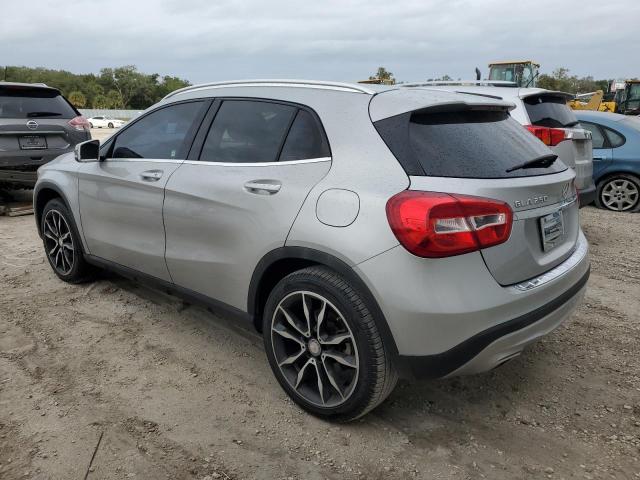 Obraz 2 z 2016 MERCEDES-BENZ GLA 250 2016 z VIN WDCTG4EB7GJ227193