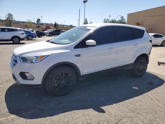 Obraz 1 z 2017 FORD ESCAPE SE 2017 z VIN 1FMCU0GD9HUC18237