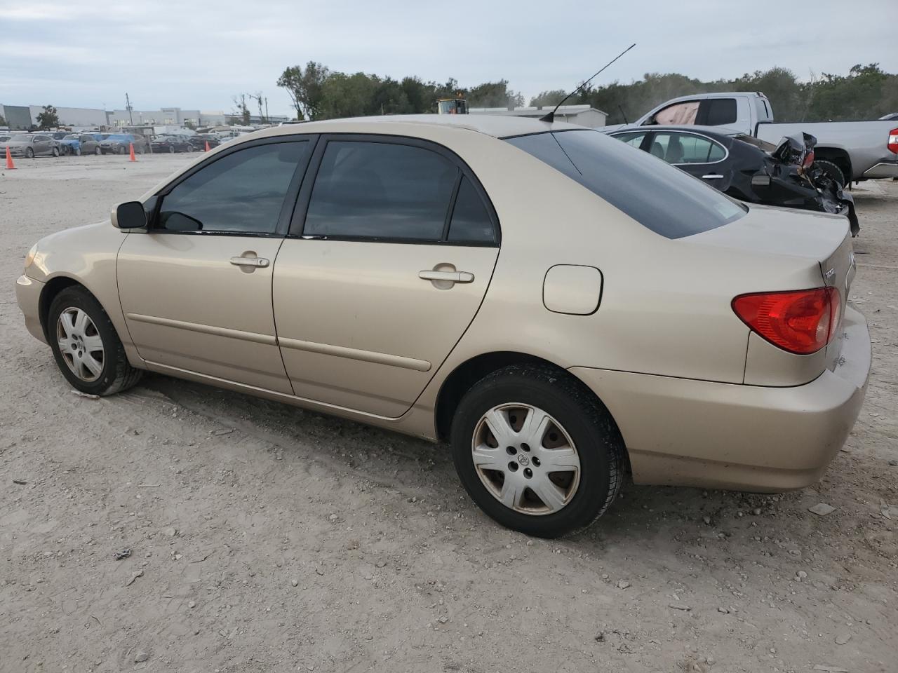 Image 2 of 2005 TOYOTA COROLLA CE 2005 with VIN 1NXBR30E75Z414335
