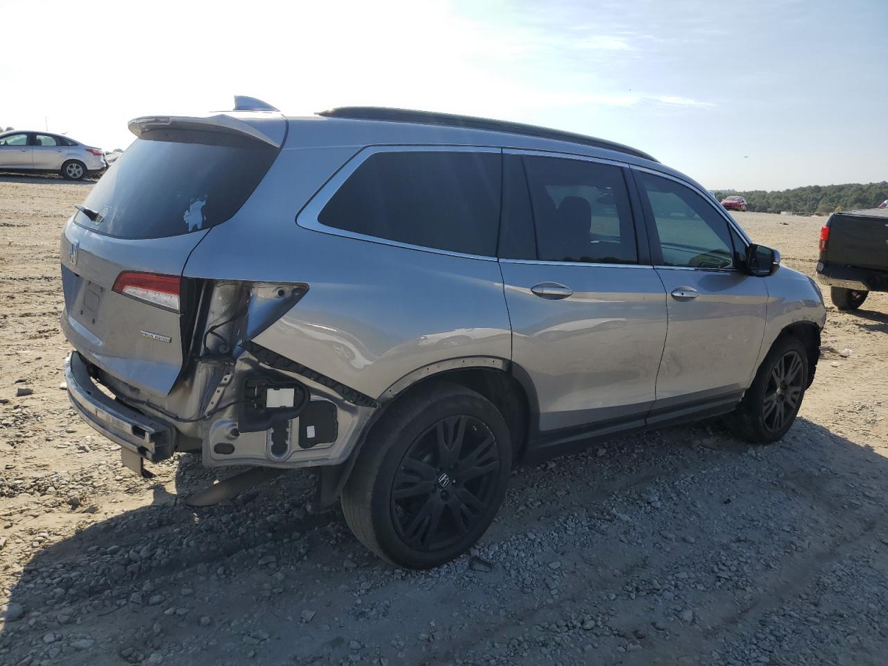 Obraz 3 z 2021 HONDA PILOT SE 2021 z VIN 5FNYF5H28MB036546