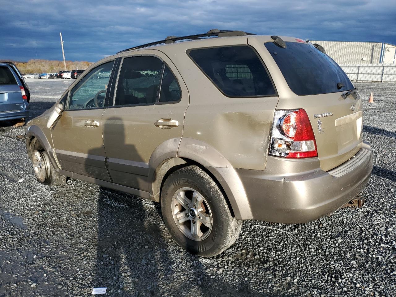 Изображение 2 2003 KIA SORENTO EX 2003 с VIN KNDJC733035171560