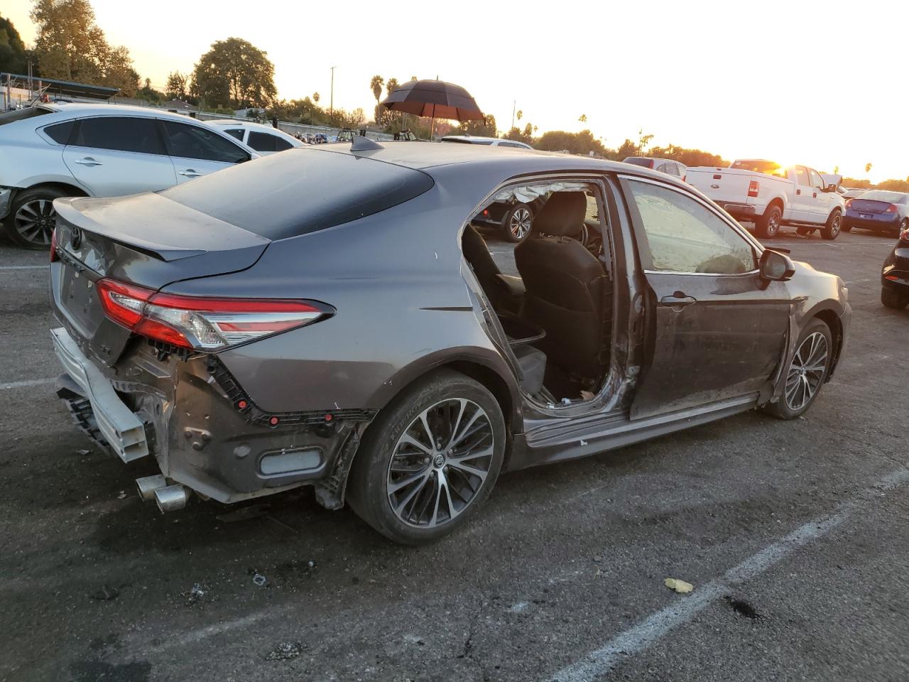 Изображение 3 2019 TOYOTA CAMRY L 2019 с VIN 4T1B11HK8KU803535