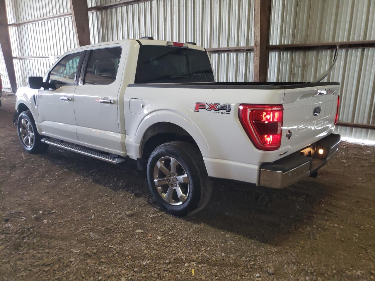 Изображение 2 2022 FORD F150 SUPERCREW 2022 с VIN 1FTFW1E56NKF10643