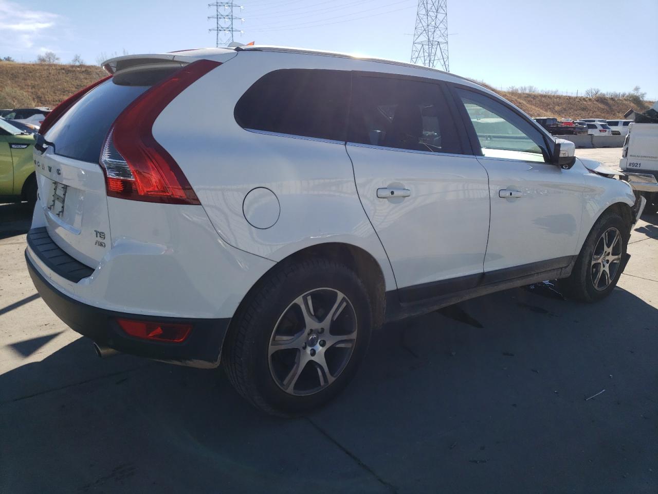 Obraz 3 z 2012 VOLVO XC60 T6 2012 z VIN YV4902DZ3C2289831