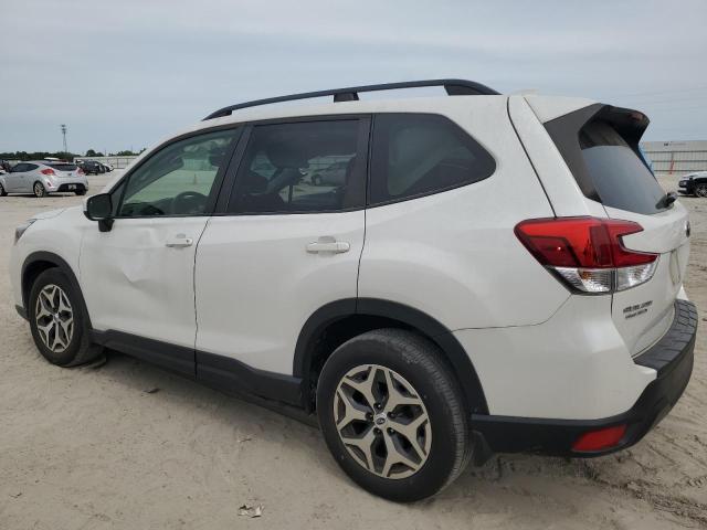 Image 2 of 2021 SUBARU FORESTER PREMIUM 2021 with VIN JF2SKAJC4MH520258