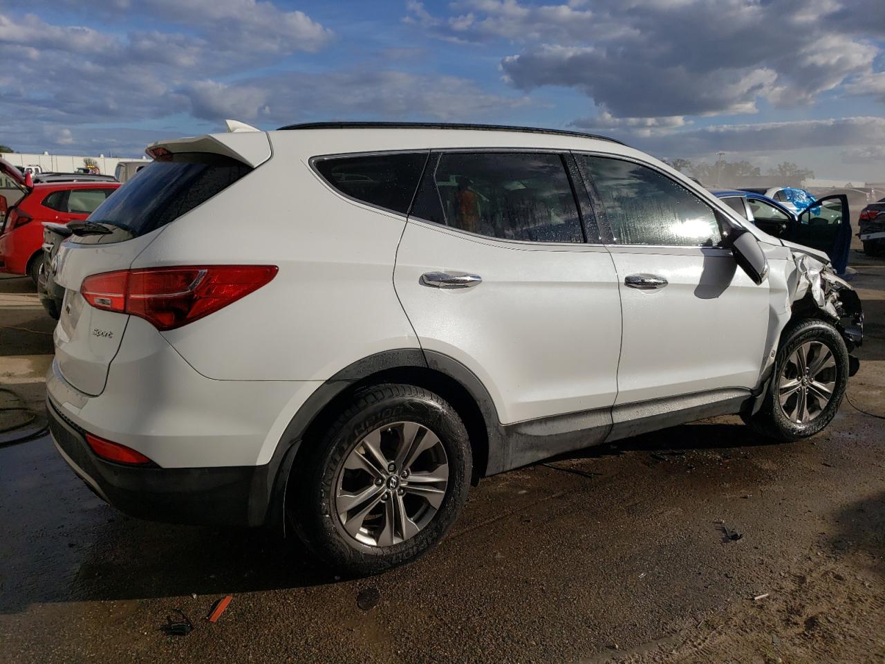 Image 3 of 2014 HYUNDAI SANTA FE SPORT  2014 with VIN 5XYZU3LBXEG177537