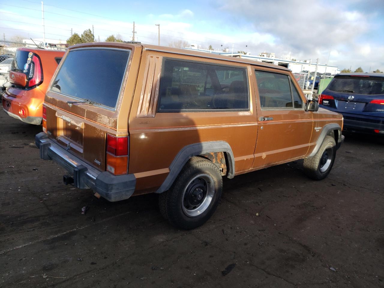 Изображение 3 1985 JEEP CHEROKEE PIONEER 1985 с VIN 1JCUB7727FT085632