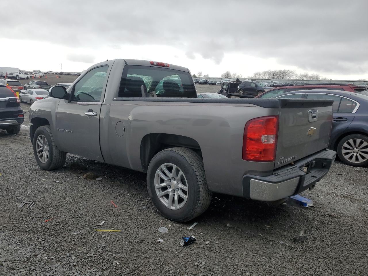 Obraz 2 z 2007 CHEVROLET SILVERADO C1500 2007 z VIN 1GCEC14C37Z605823