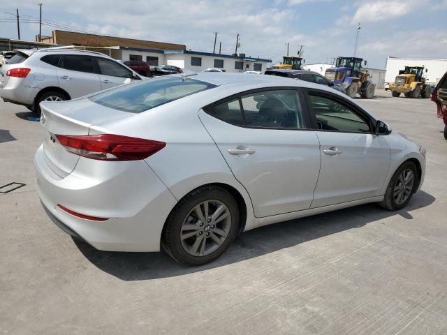 Image 3 of 2018 HYUNDAI ELANTRA SEL 2018 with VIN 5NPD84LF9JH222607
