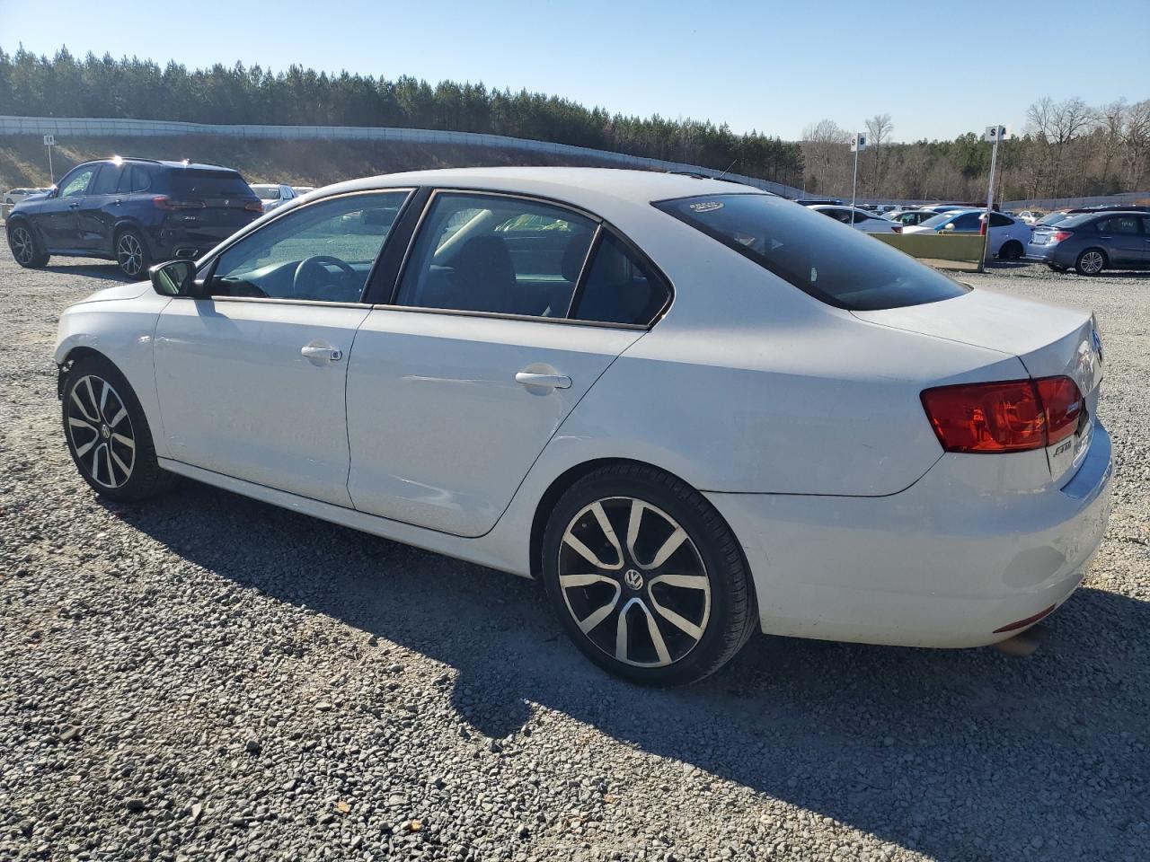 Image 2 of 2014 VOLKSWAGEN JETTA BASE 2014 with VIN 3VW1K7AJ6EM276831