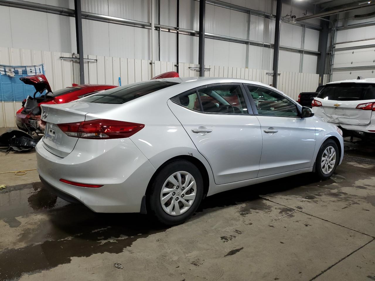 Изображение 3 2018 HYUNDAI ELANTRA SE 2018 с VIN 5NPD74LFXJH353399