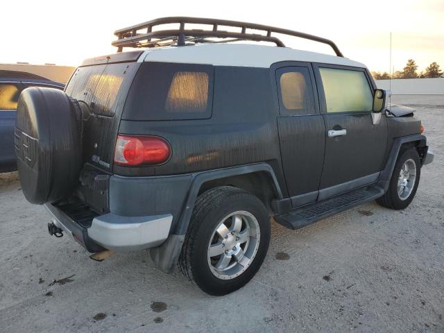 Image 3 of 2007 TOYOTA FJ CRUISER  2007 with VIN JTEZU11F870005571