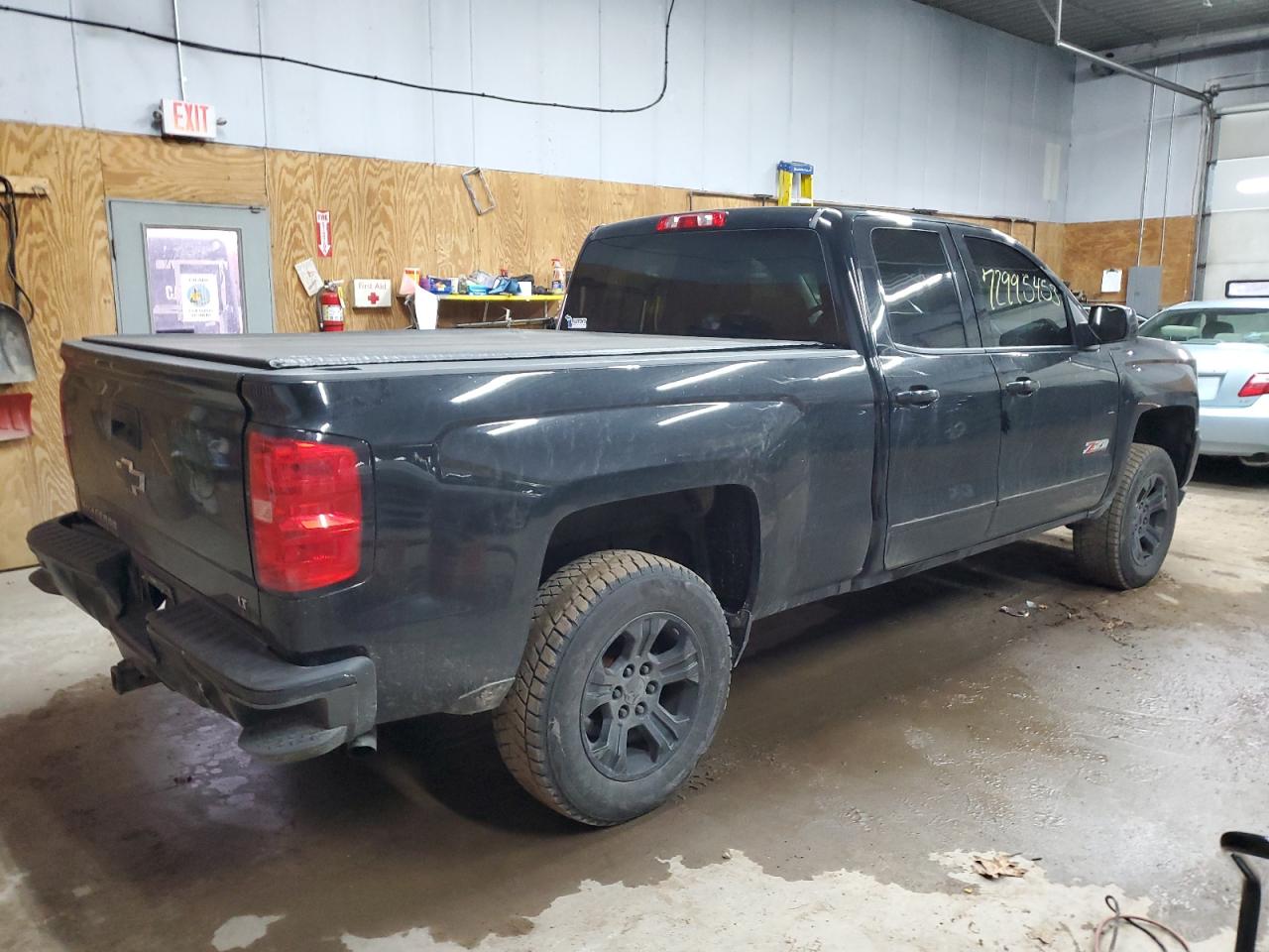 Изображение 3 2018 CHEVROLET SILVERADO K1500 LT 2018 с VIN 1GCVKREC8JZ104918