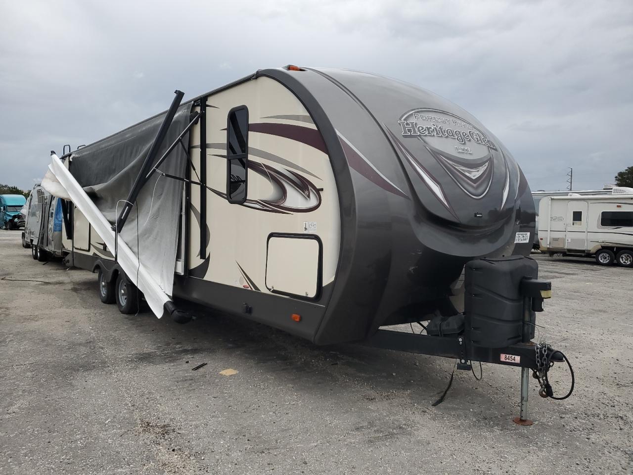 Изображение 1 2018 WILDWOOD HERITAGE 2018 с VIN 4X4TWBC23JU014533