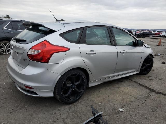 Image 3 of 2014 FORD FOCUS ST 2014 with VIN 1FADP3L98EL446403