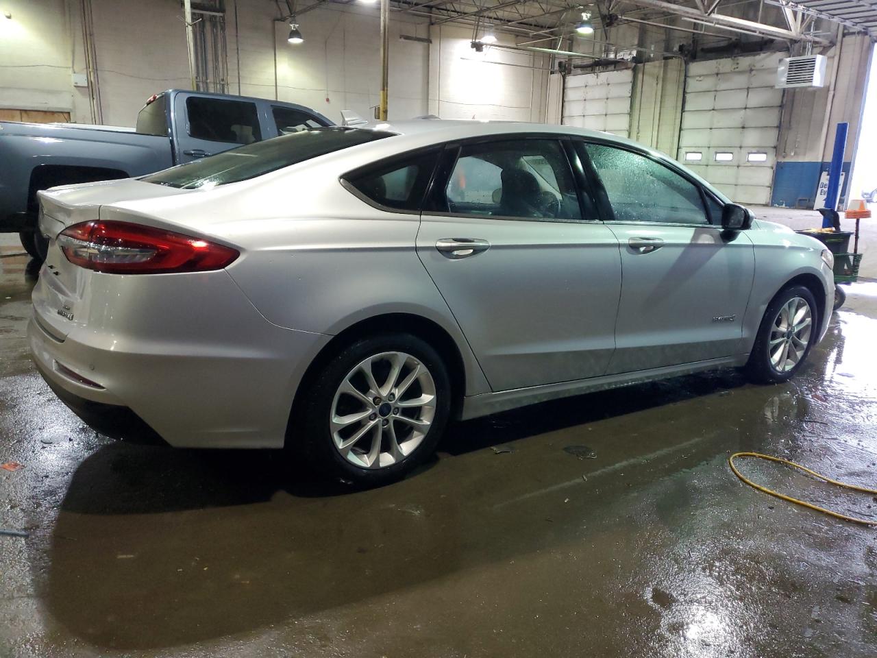Изображение 3 2019 FORD FUSION SE 2019 с VIN 3FA6P0LU2KR167523