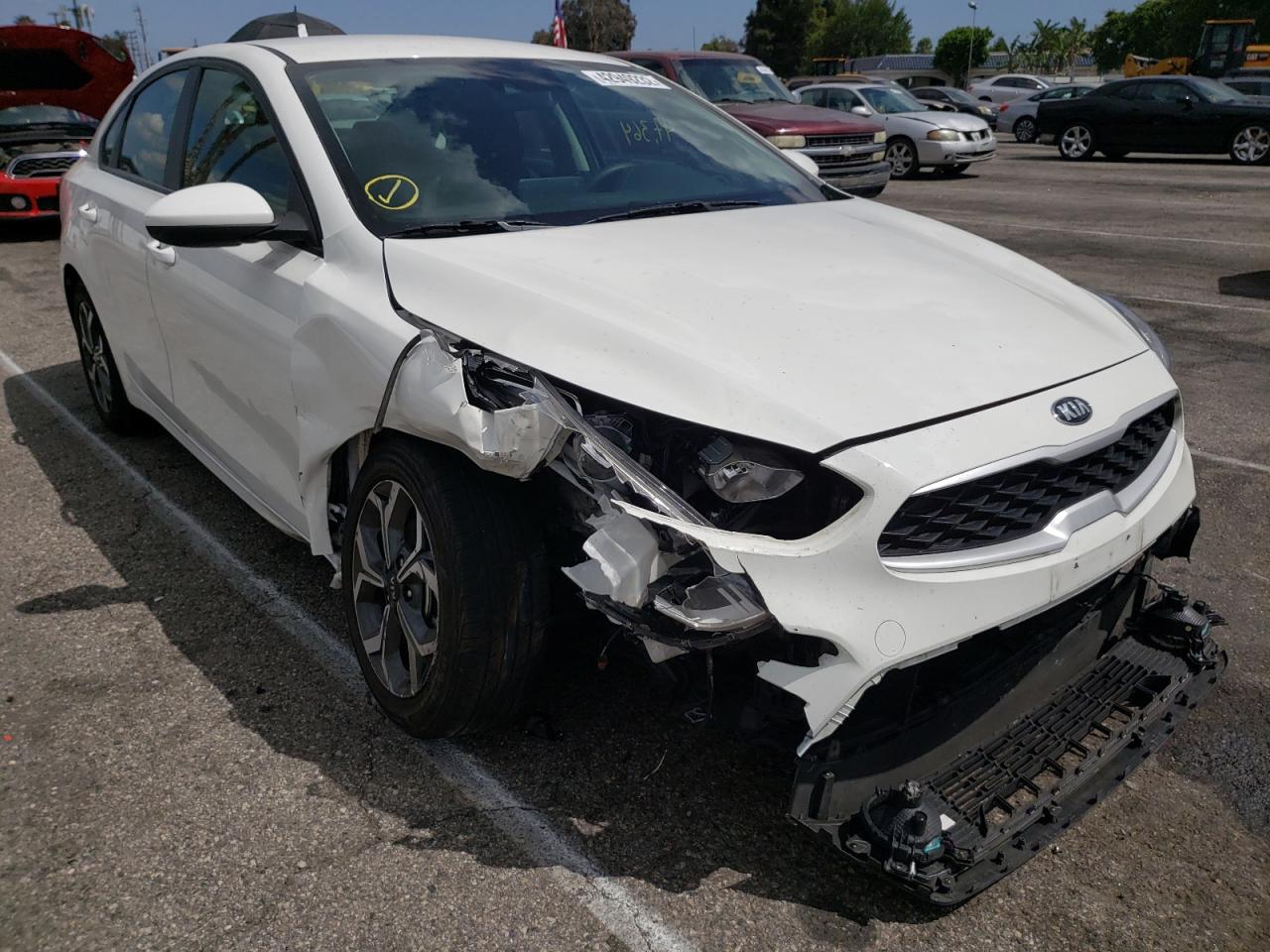 Image 1 of 2020 KIA FORTE FE 2020 with VIN 3KPF24AD5LE192119