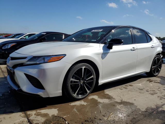 Obraz 1 z 2020 TOYOTA CAMRY XSE 2020 z VIN 4T1K61AK2LU369609
