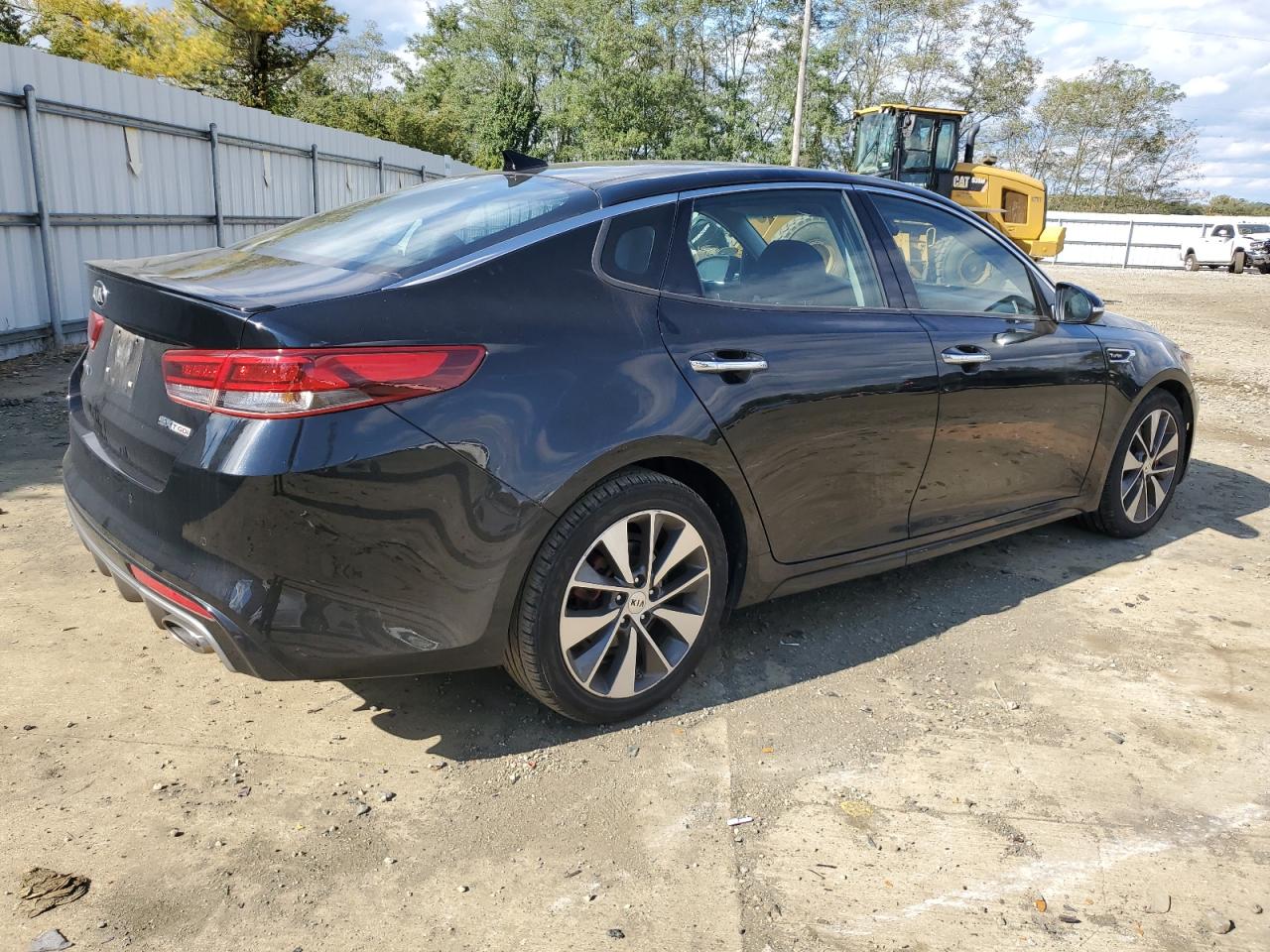 Obraz 3 z 2016 KIA OPTIMA SX 2016 z VIN 5XXGW4L29GG070980