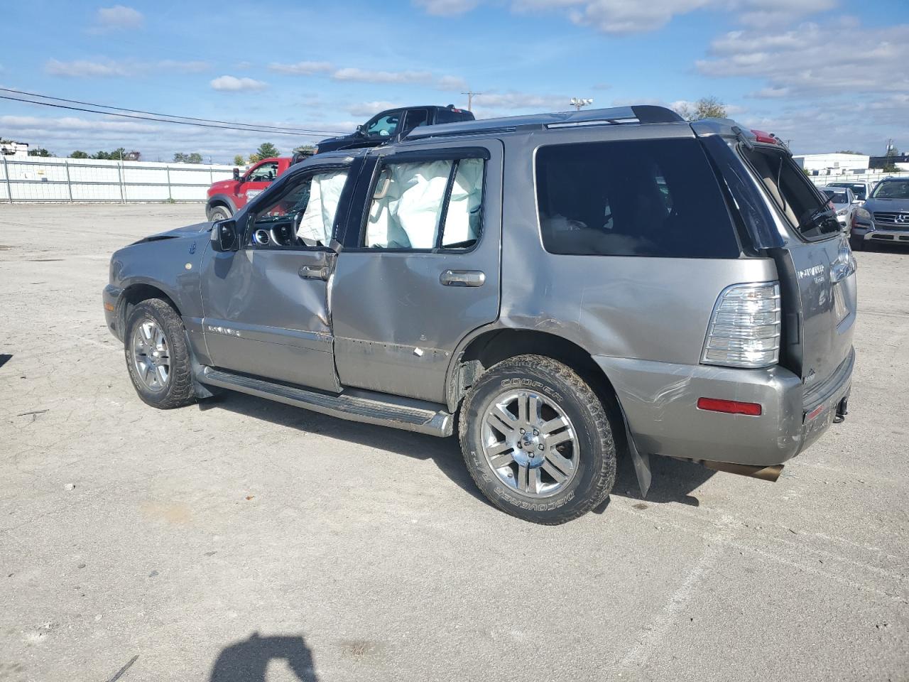 Obraz 2 z Mercury Mountaineer Premier 2008 z VIN 4M2EU48E78UJ05103