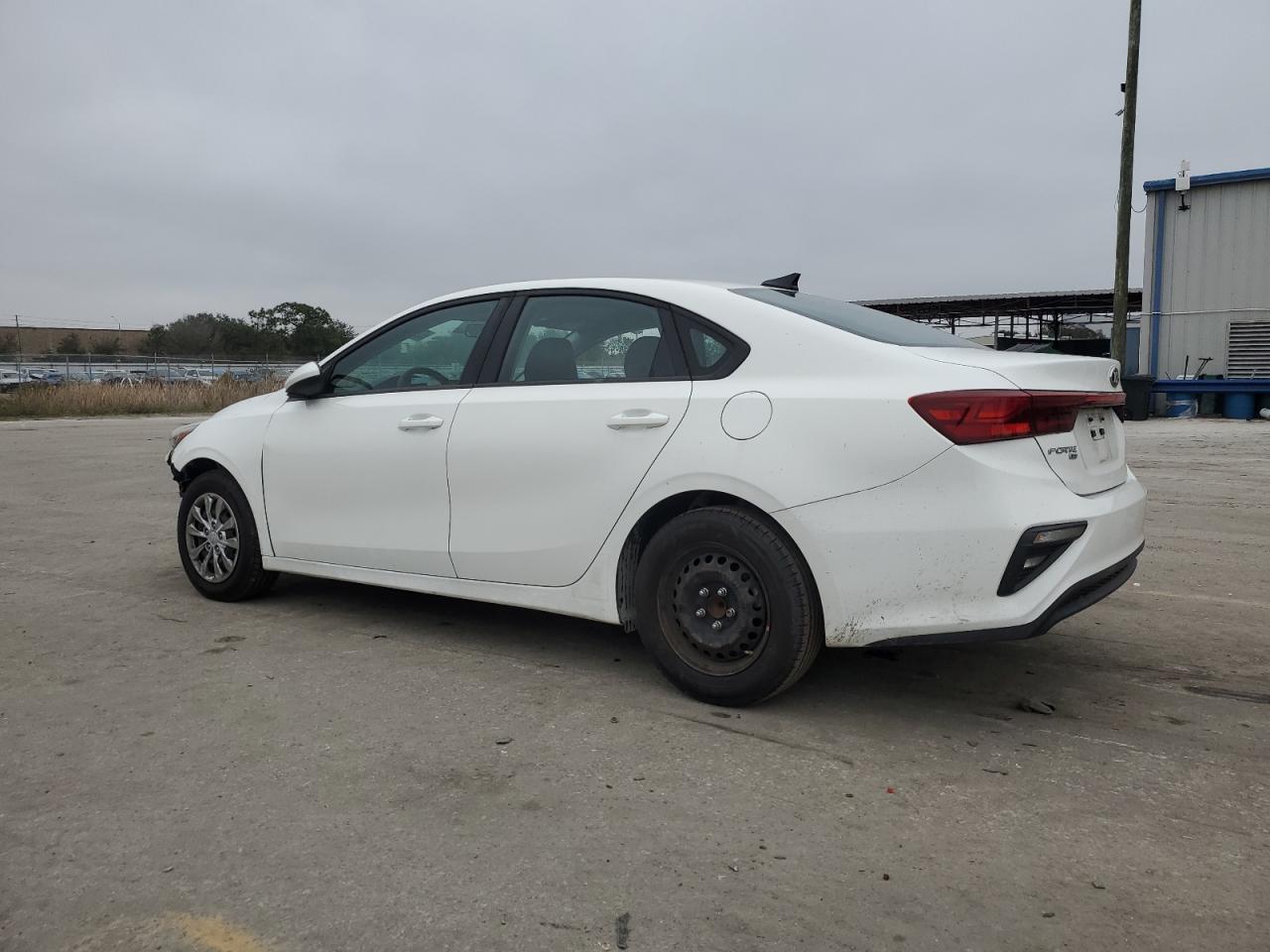 Изображение 2 2019 KIA FORTE FE 2019 с VIN 3KPF24AD5KE039285