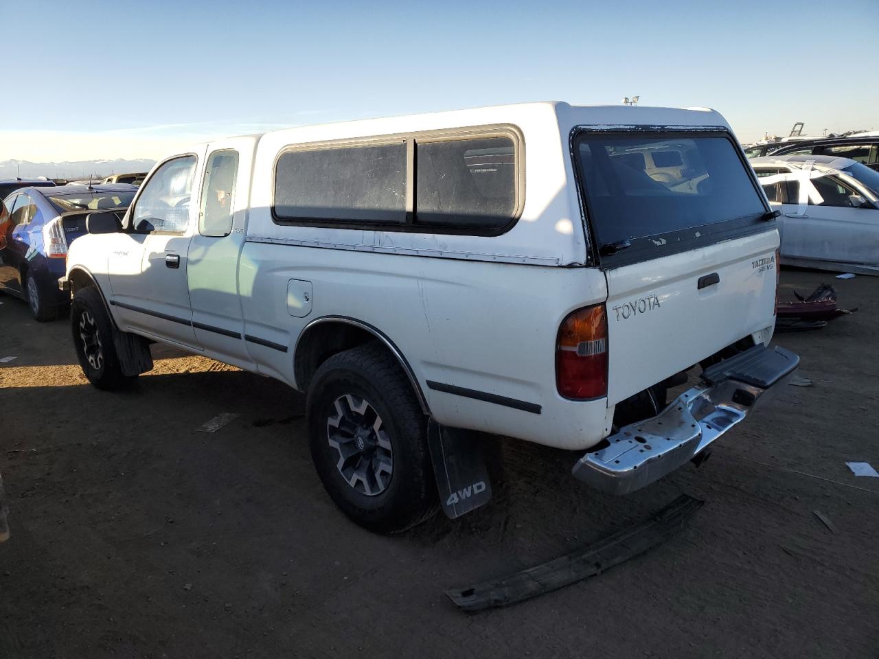 Obraz 2 z 1998 TOYOTA TACOMA XTRACAB 1998 z VIN 4TAWN72N8WZ128340