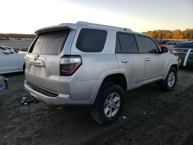 Obraz 3 z 2018 TOYOTA 4RUNNER SR5 2018 z VIN JTEZU5JR1J5175430