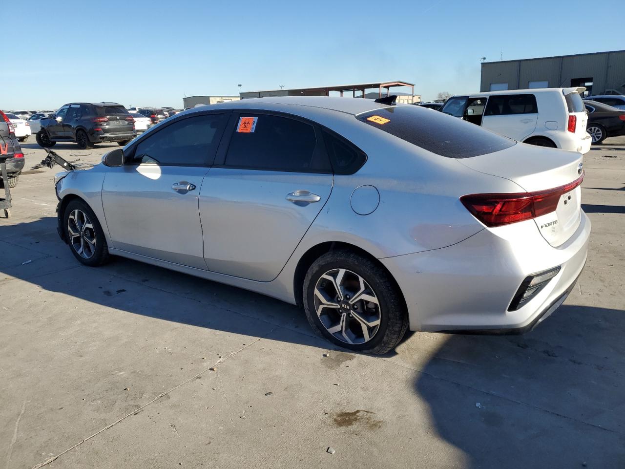 Изображение 2 Kia Forte Fe 2021 с VIN 3KPF24AD7ME336884