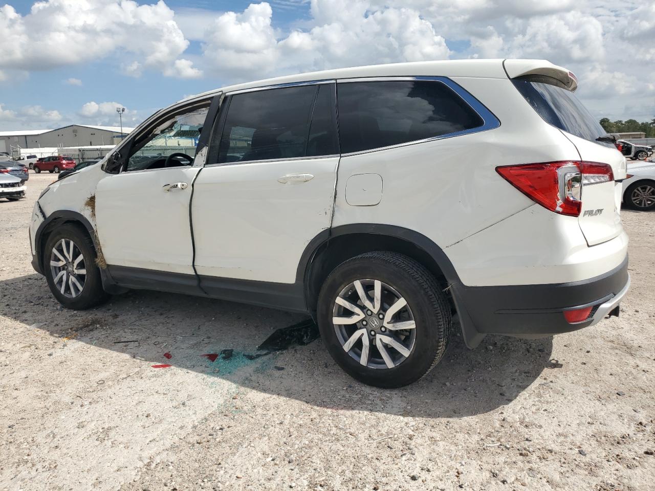 Obraz 2 z Honda Pilot Ex 2019 z VIN 5FNYF6H39KB017600