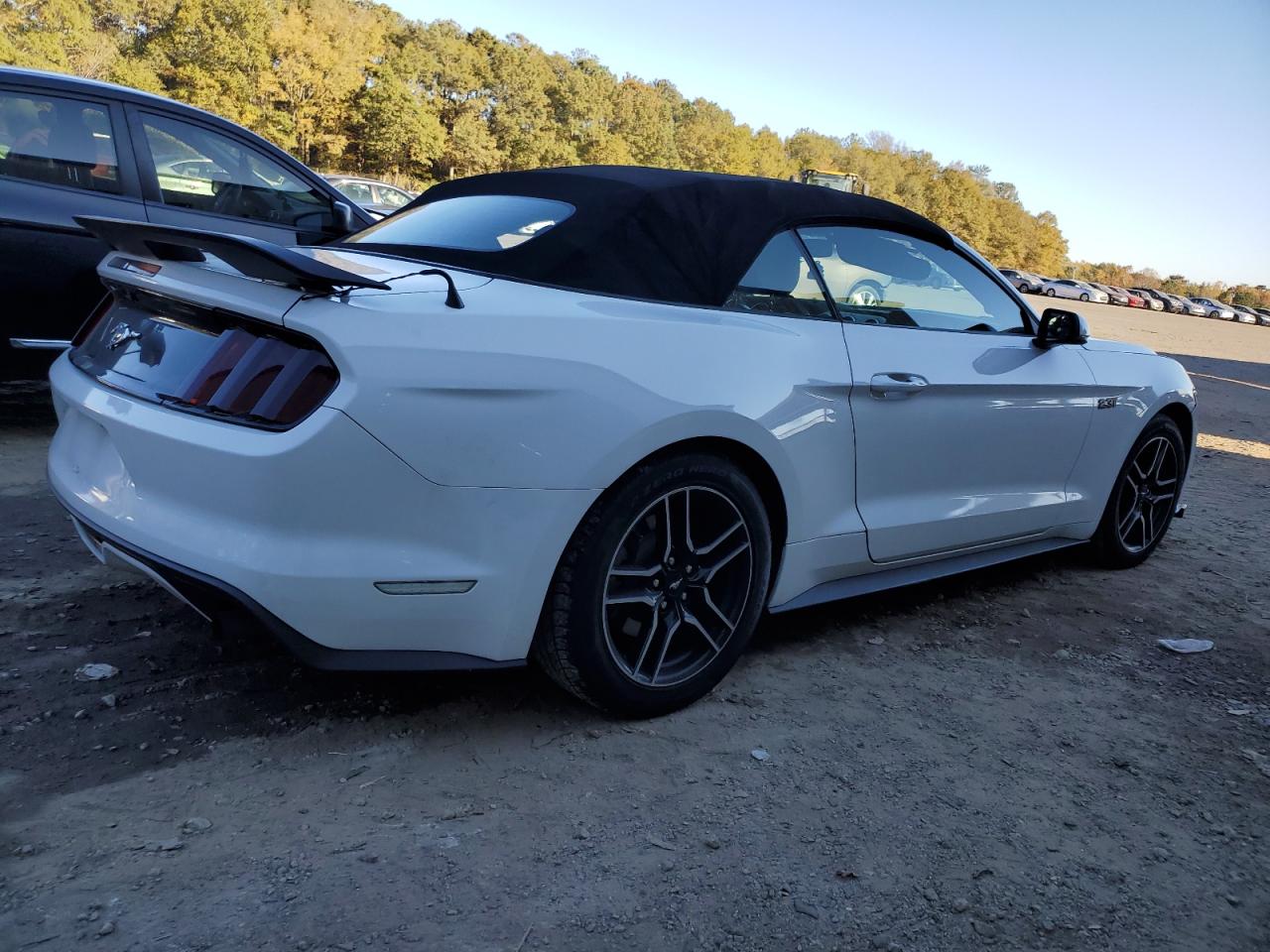 Image 3 of 2017 FORD MUSTANG  2017 with VIN 1FATP8UH6H5287436