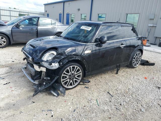 Image 1 of 2018 MINI COOPER S 2018 with VIN WMWXP7C52J3B95304