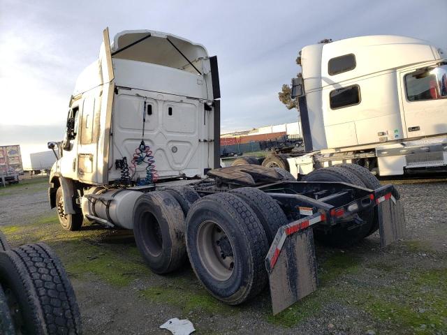 Image 3 of 2018 FREIGHTLINER CASCADIA 113  2018 with VIN 3AKJGHDVXJSJX1825
