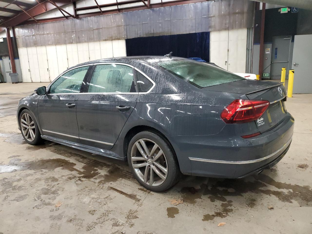 Obraz 2 z 2017 VOLKSWAGEN PASSAT R-LINE 2017 z VIN 1VWDT7A33HC018137
