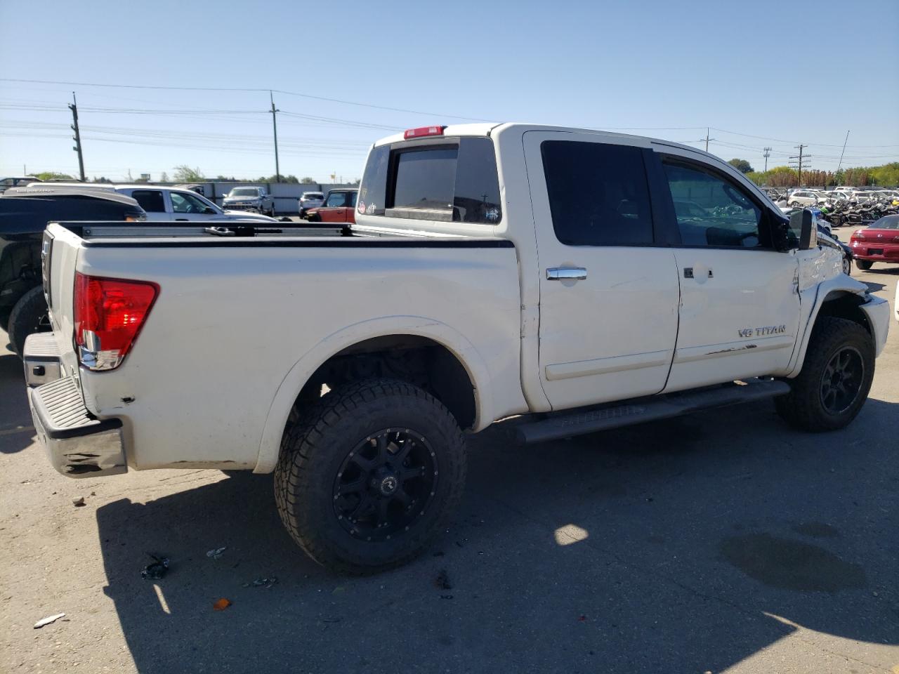 Изображение 3 2011 NISSAN TITAN S 2011 с VIN 1N6BA0EC0BN319975