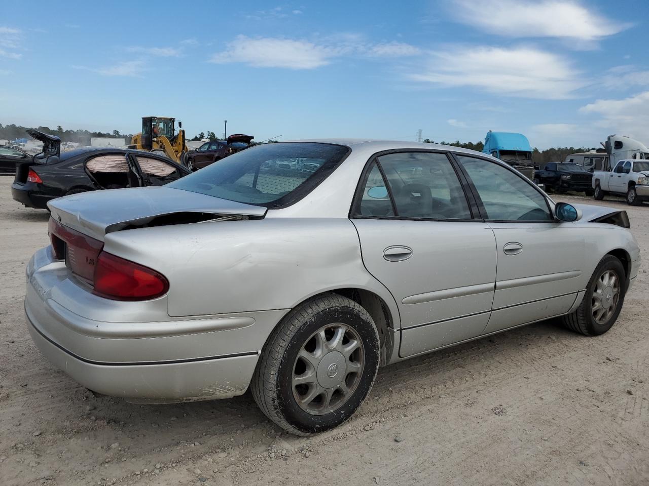 Изображение 3 2004 BUICK REGAL LS 2004 с VIN 2G4WB55K141161698