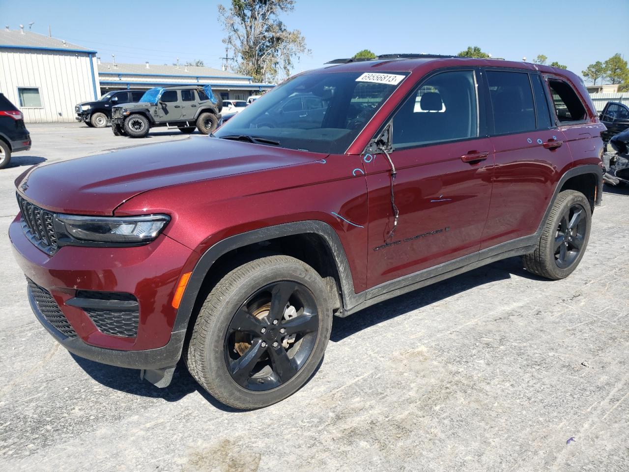 Image 1 of 2022 JEEP GRAND CHEROKEE LAREDO 2022 with VIN 1C4RJHAGXN8633810