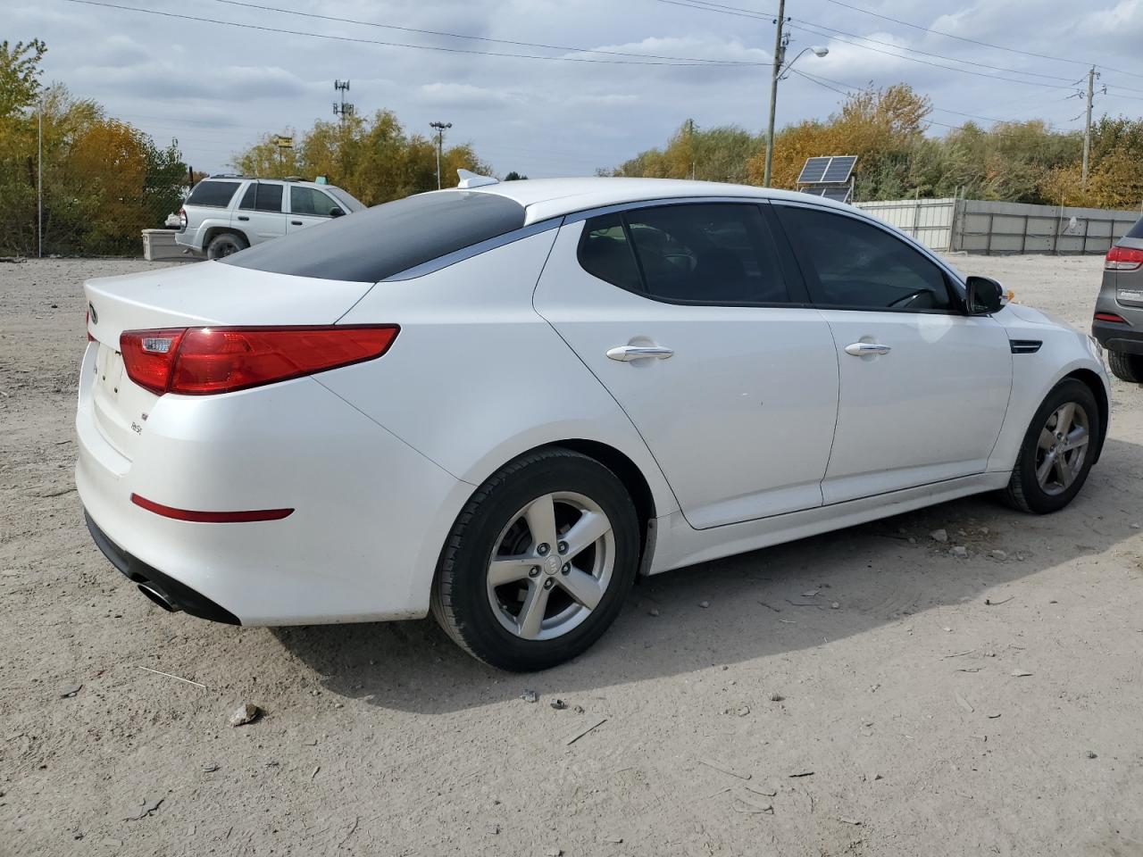 Изображение 3 2015 KIA OPTIMA LX 2015 с VIN KNAGM4A73F5576146