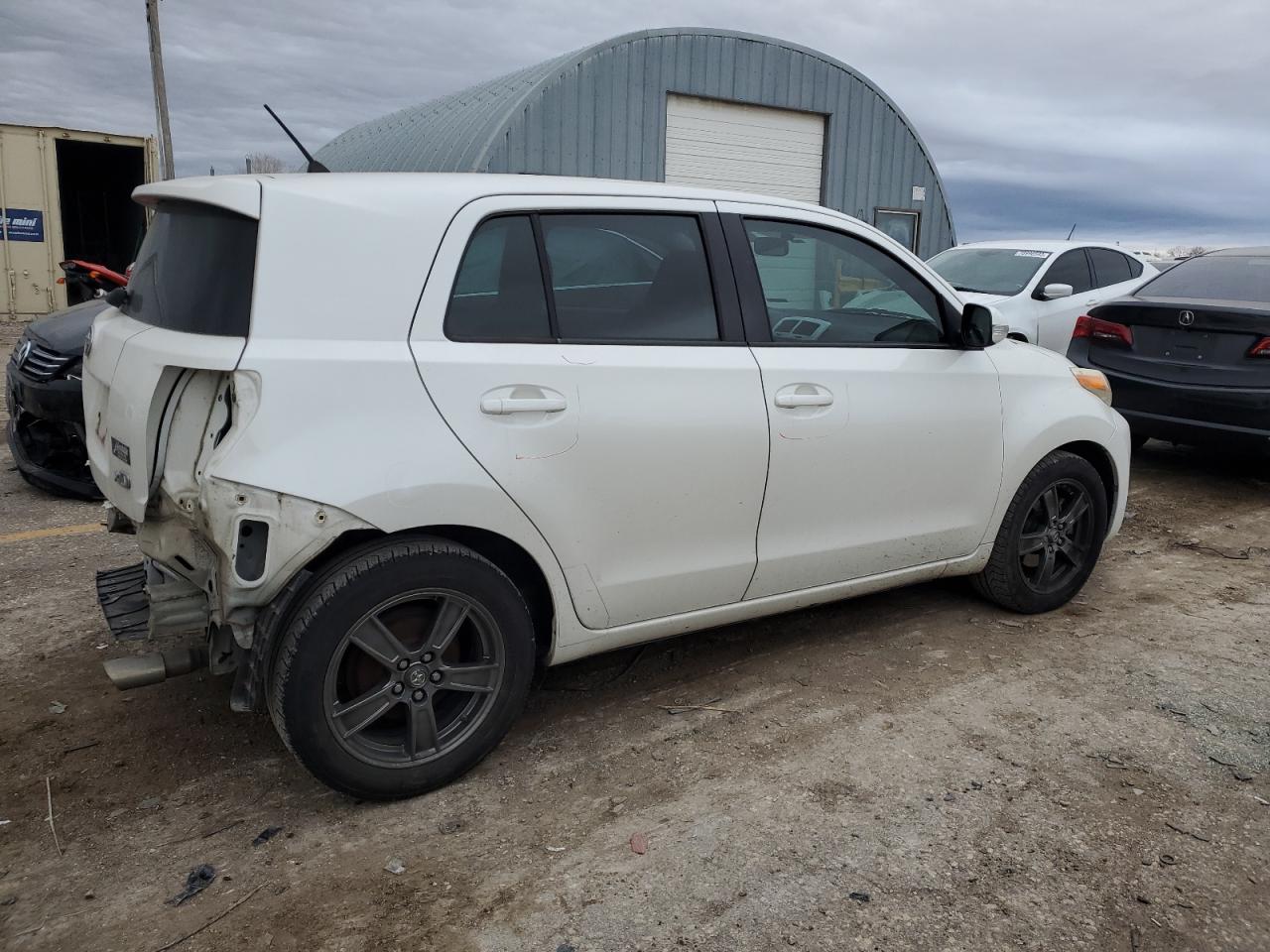 Изображение 3 2012 TOYOTA SCION XD  2012 с VIN JTKKU4B49C1015415